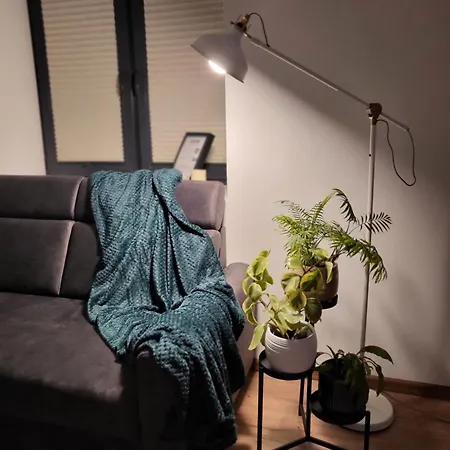 Przestronny Luksusowy Apartament, Klimatyzacja, Duzy Parking, Zameldowanie 24h, 2 Sypialnie, Salon, Kuchnia, Pralnia, Monitoring, 95mkw Apartmán *