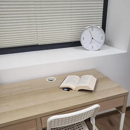 Apartmán Przestronny Luksusowy Apartament, Klimatyzacja, Duzy Parking, Zameldowanie 24h, 2 Sypialnie, Salon, Kuchnia, Pralnia, Monitoring, 95mkw