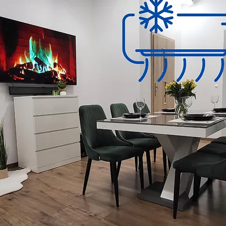 Przestronny Luksusowy Apartament, Klimatyzacja, Duzy Parking, Zameldowanie 24h, 2 Sypialnie, Salon, Kuchnia, Pralnia, Monitoring, 95mkw Sucymin